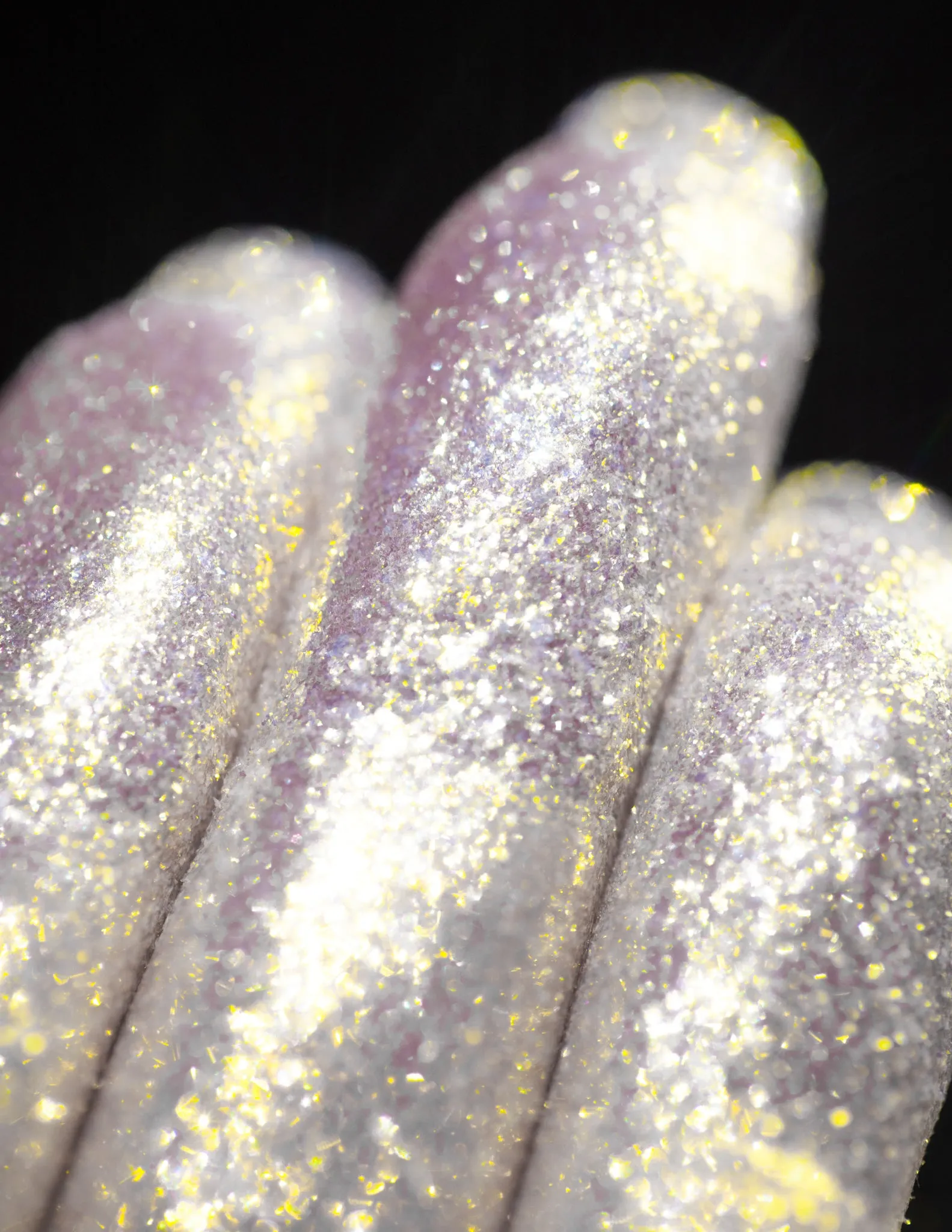 #25 White Gold Eyeshadow Glitter