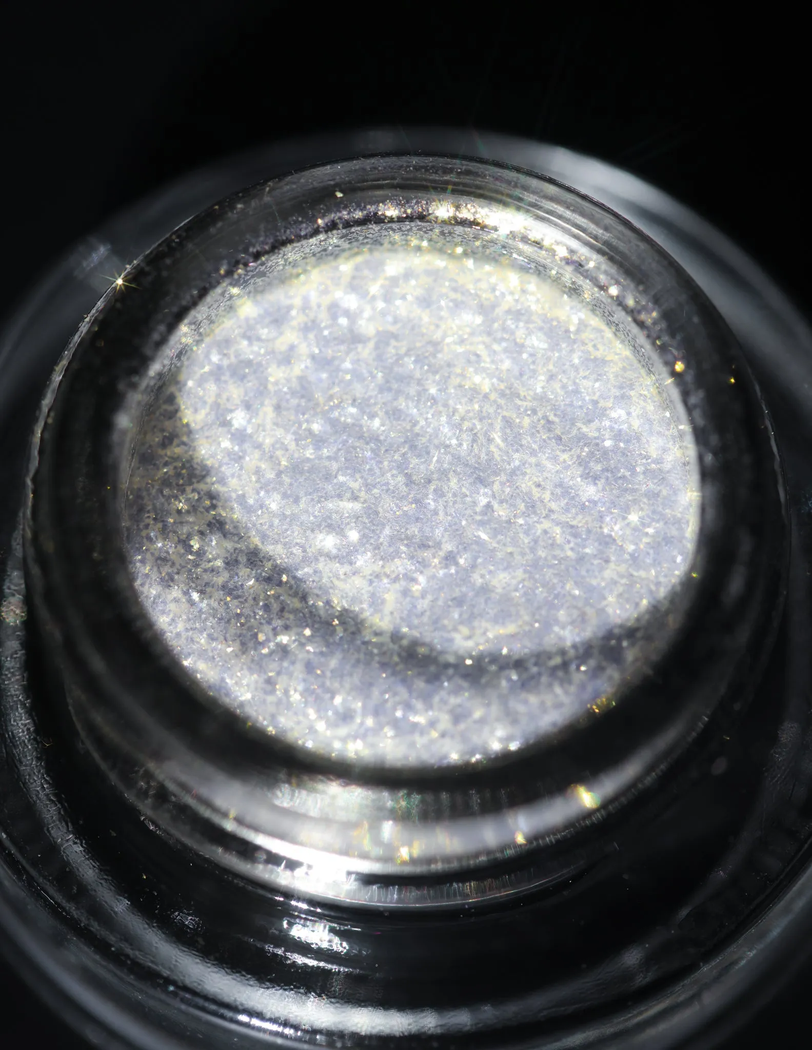 #25 White Gold Eyeshadow Glitter