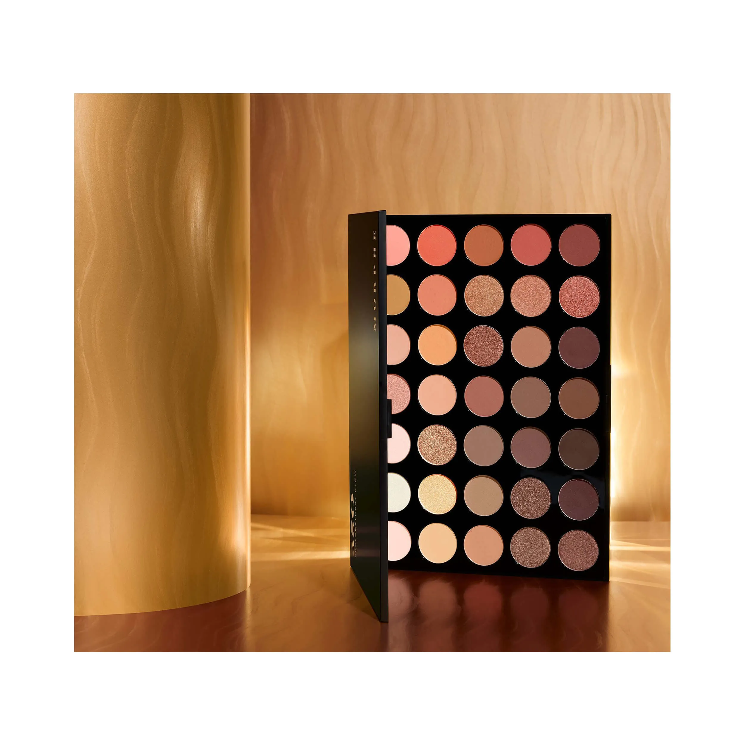 35O - Supernatural Glow Artistry Palette