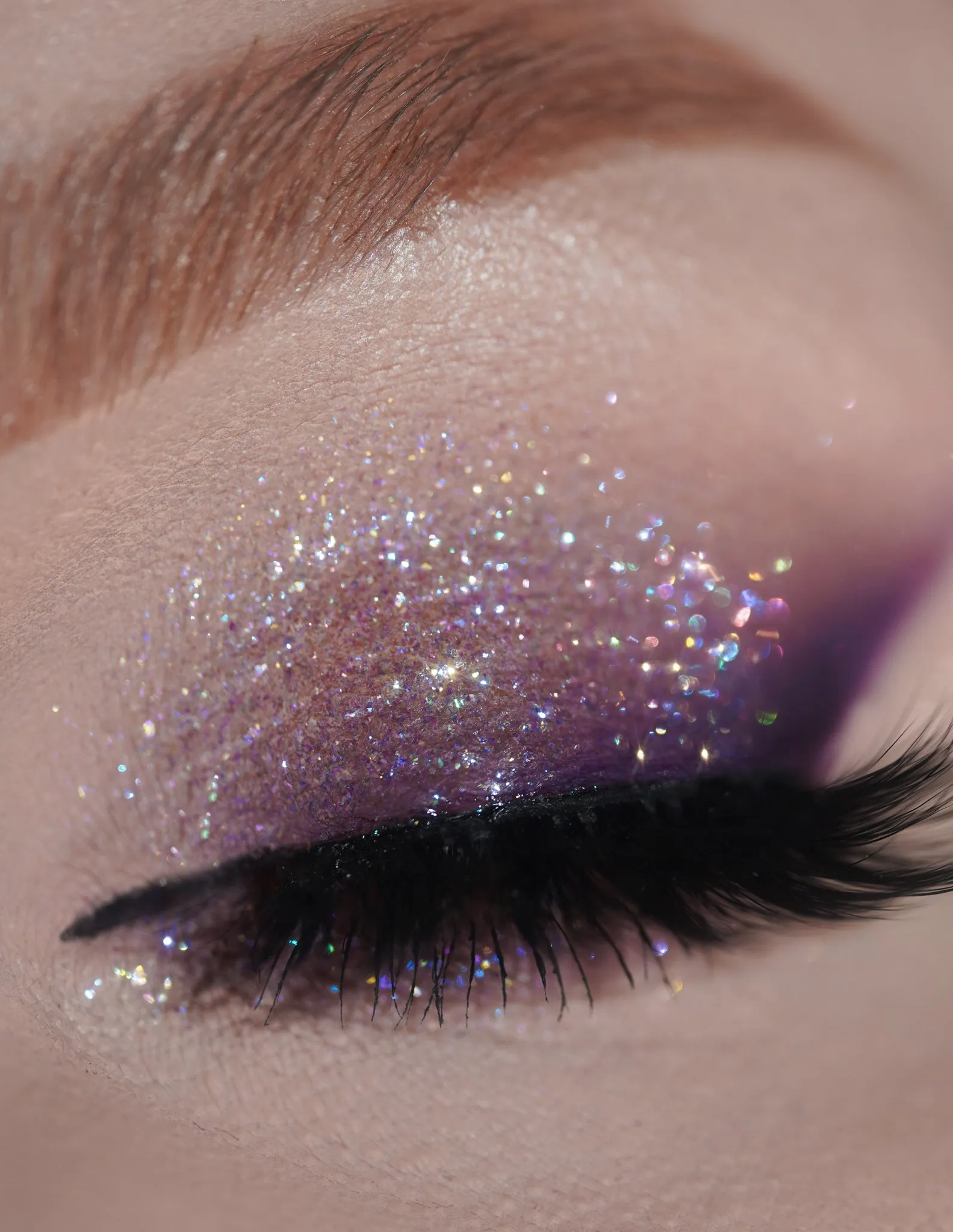 #41 Lilac Eyeshadow Glitter
