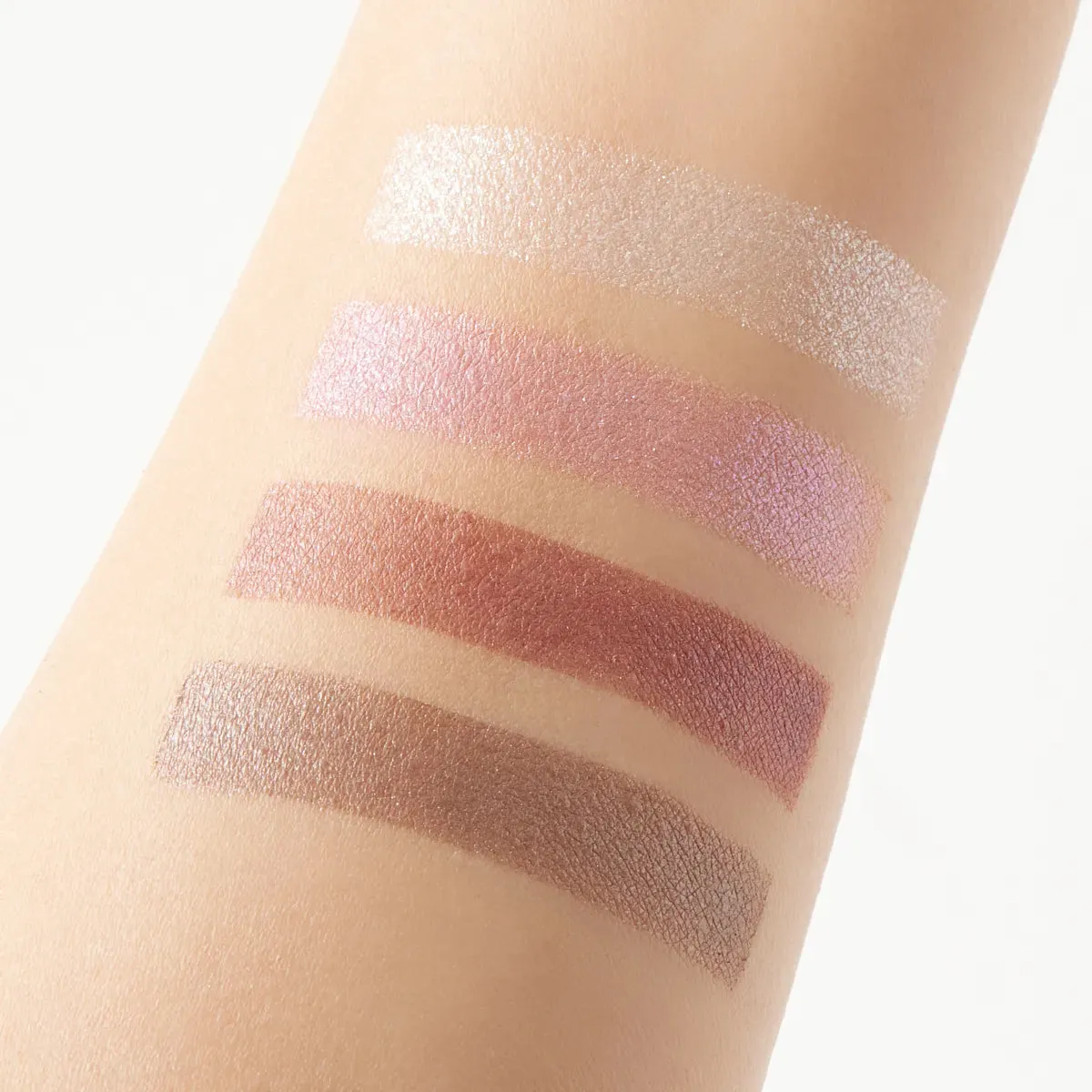 ADDICTION The Eyeshadow Palette Out of Your Shell Limited Edition