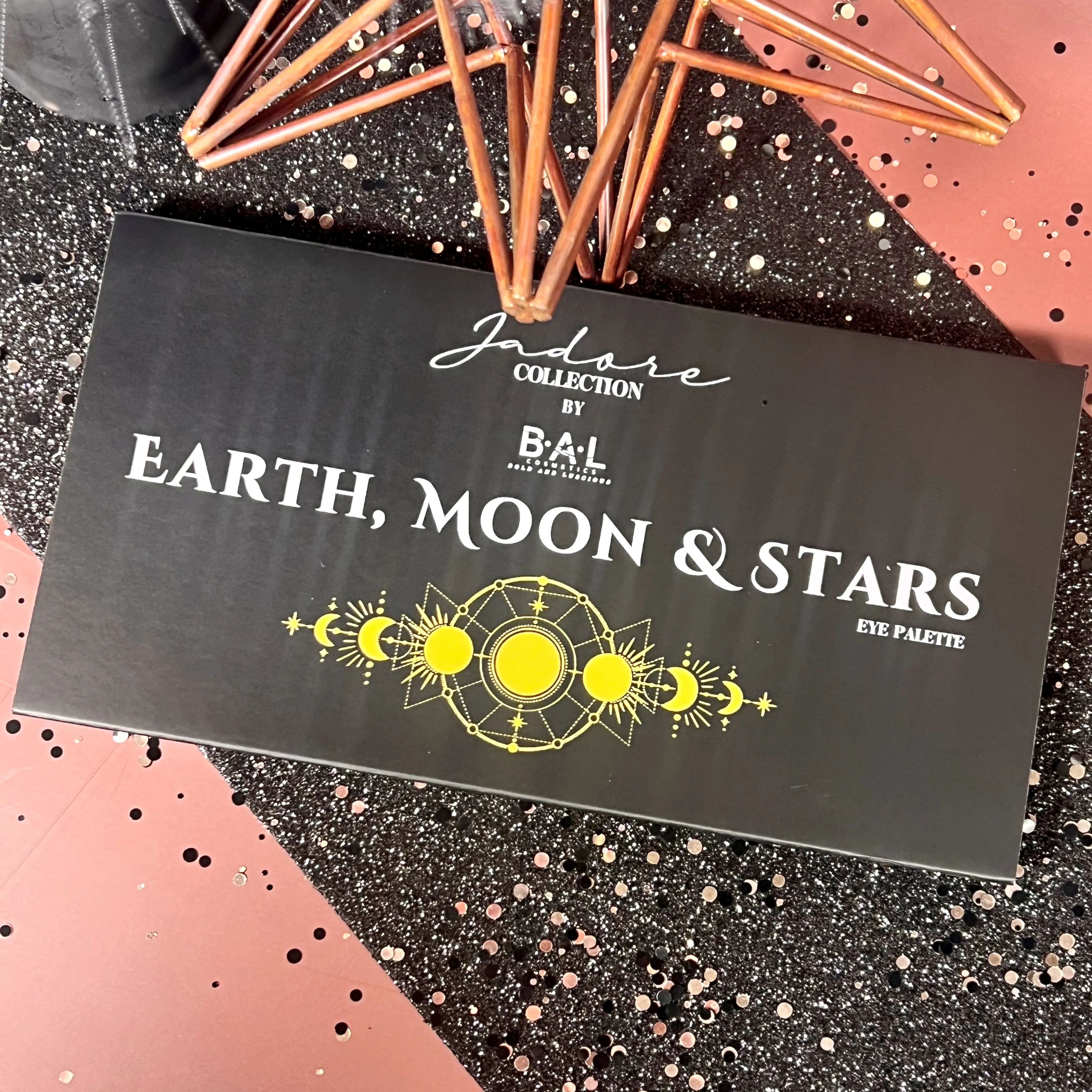 J’adore Collection Earth Moon and Stars Eye Palette