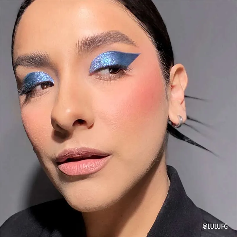 MOIRA Diamond Daze Liquid Shadow