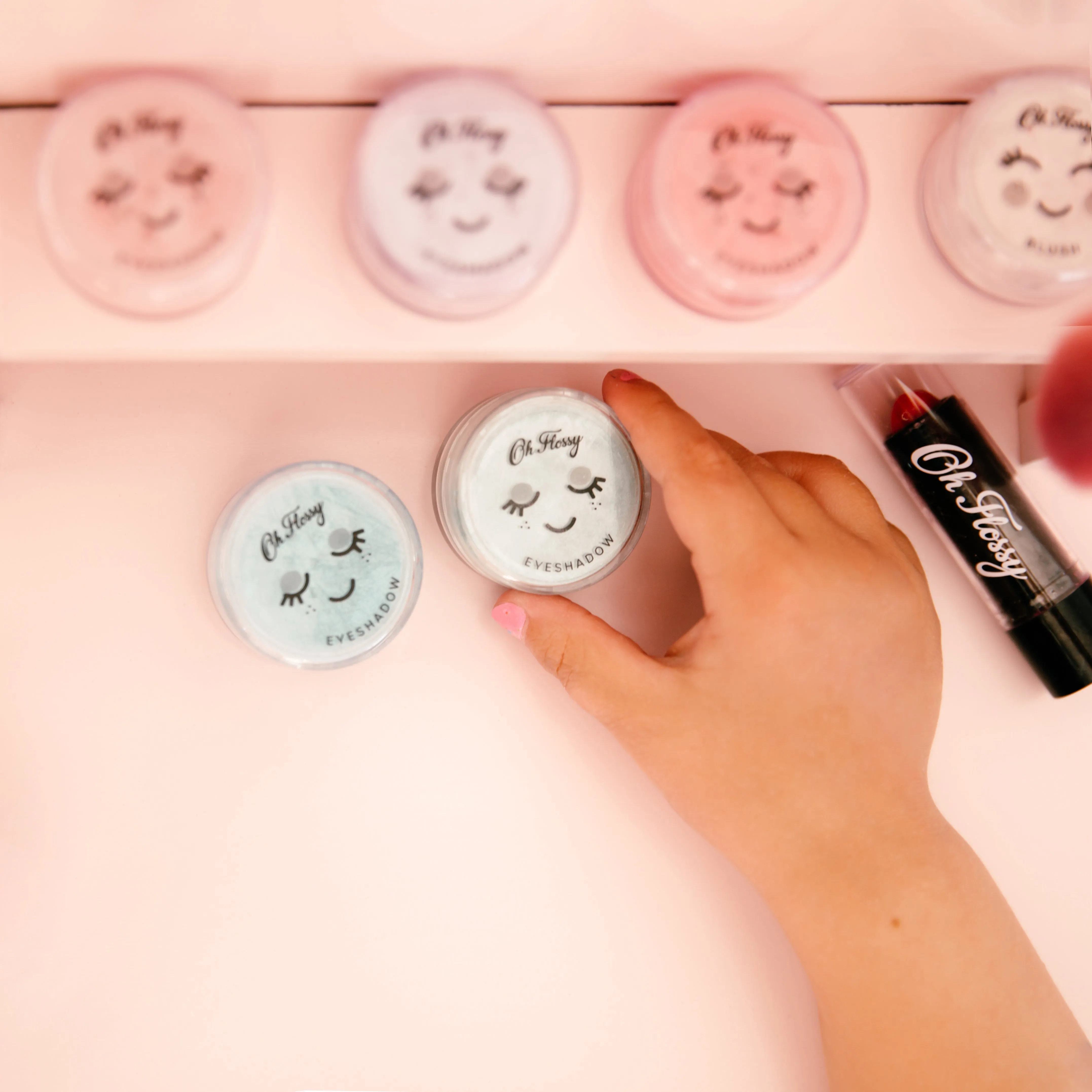 Oh Flossy Deluxe Makeup Set