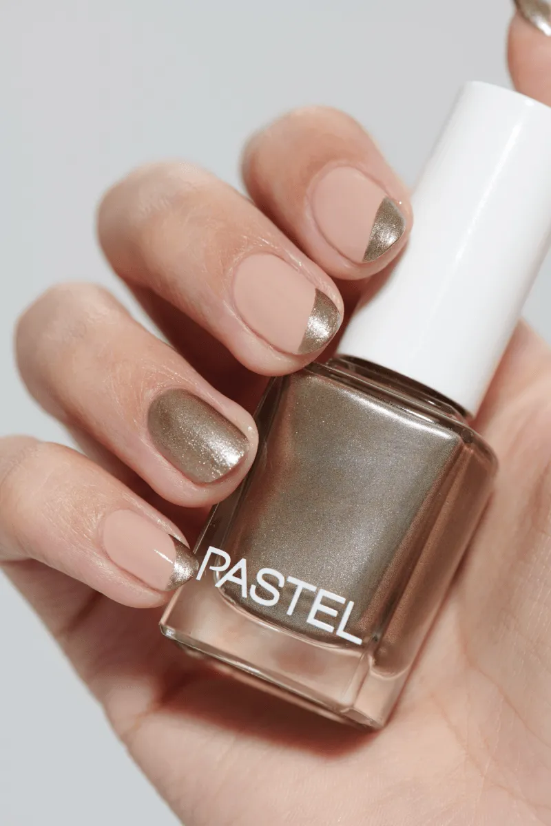 Pastel nail polish - 400