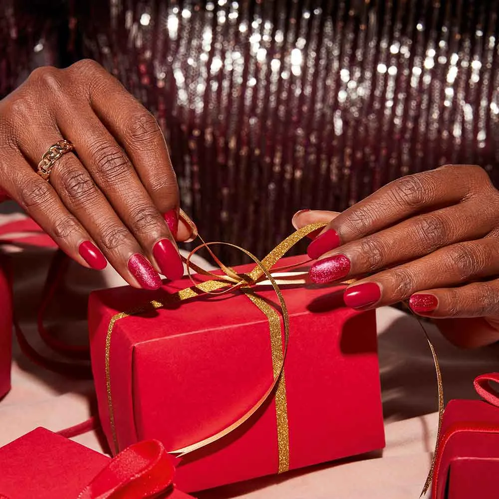 The Glitz & Glimmer Nail Gift Set